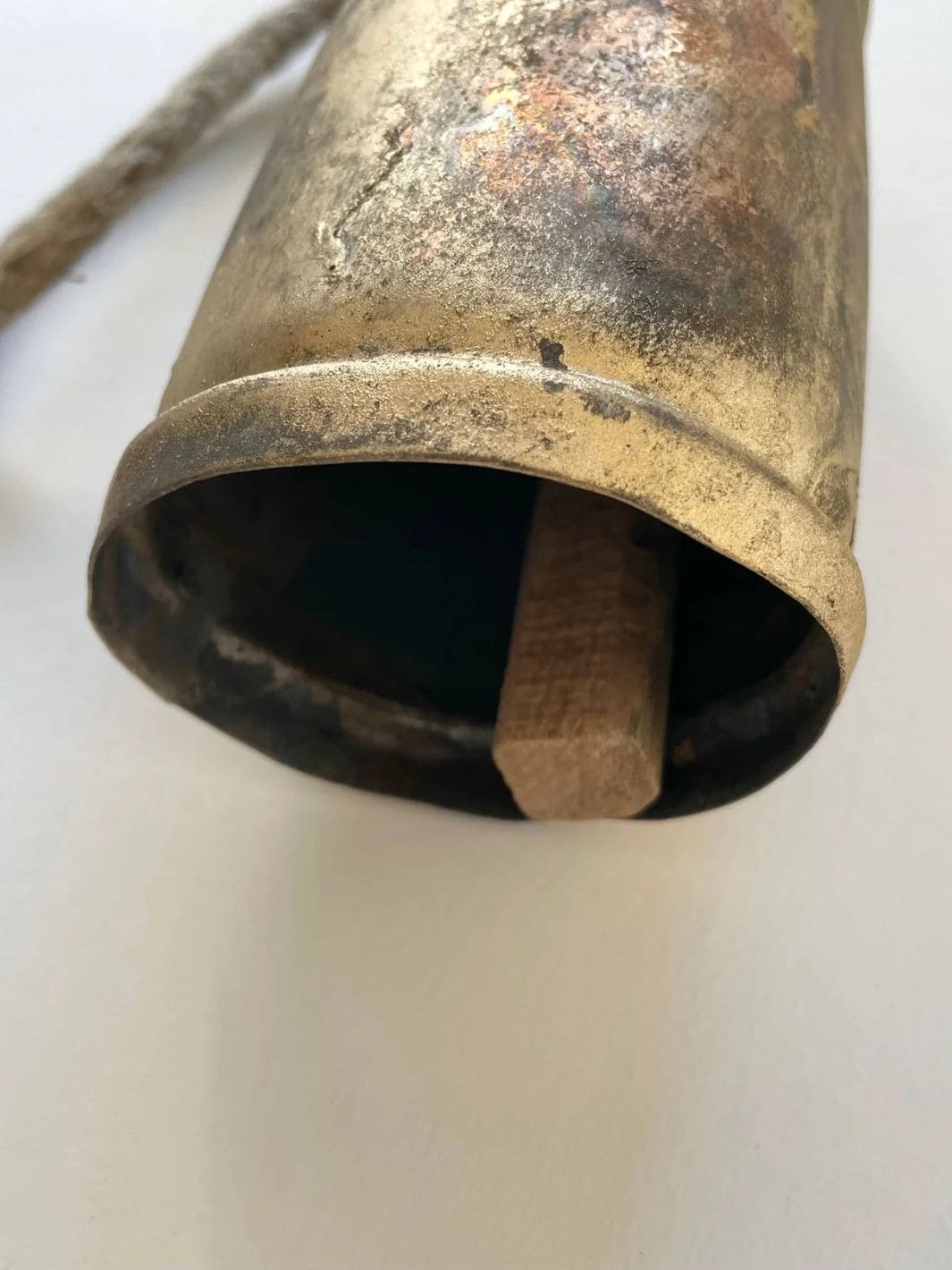 6 1/2" Tin Brass Finish Bell w/ Wood Striker Jute Hanger - Image 2