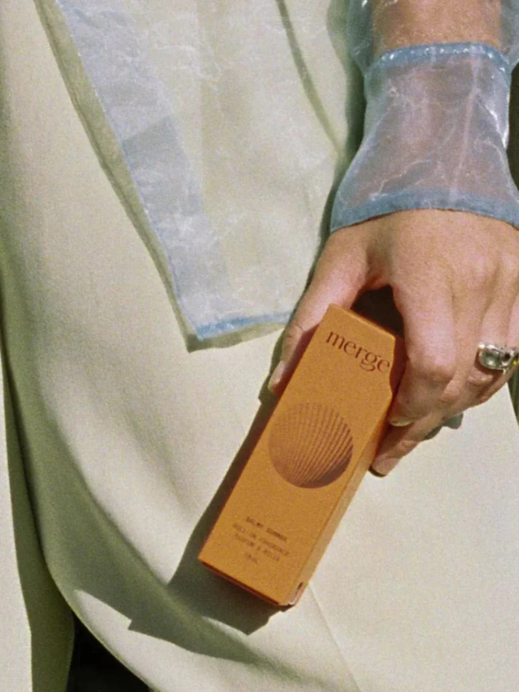 Balmy Summer Roll-On Fragrance - Image 5