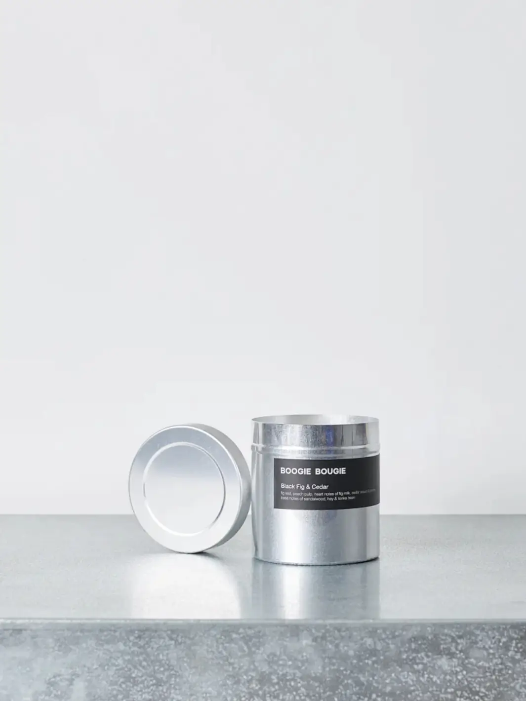 Black Fig & Cedar Candle - Image 3