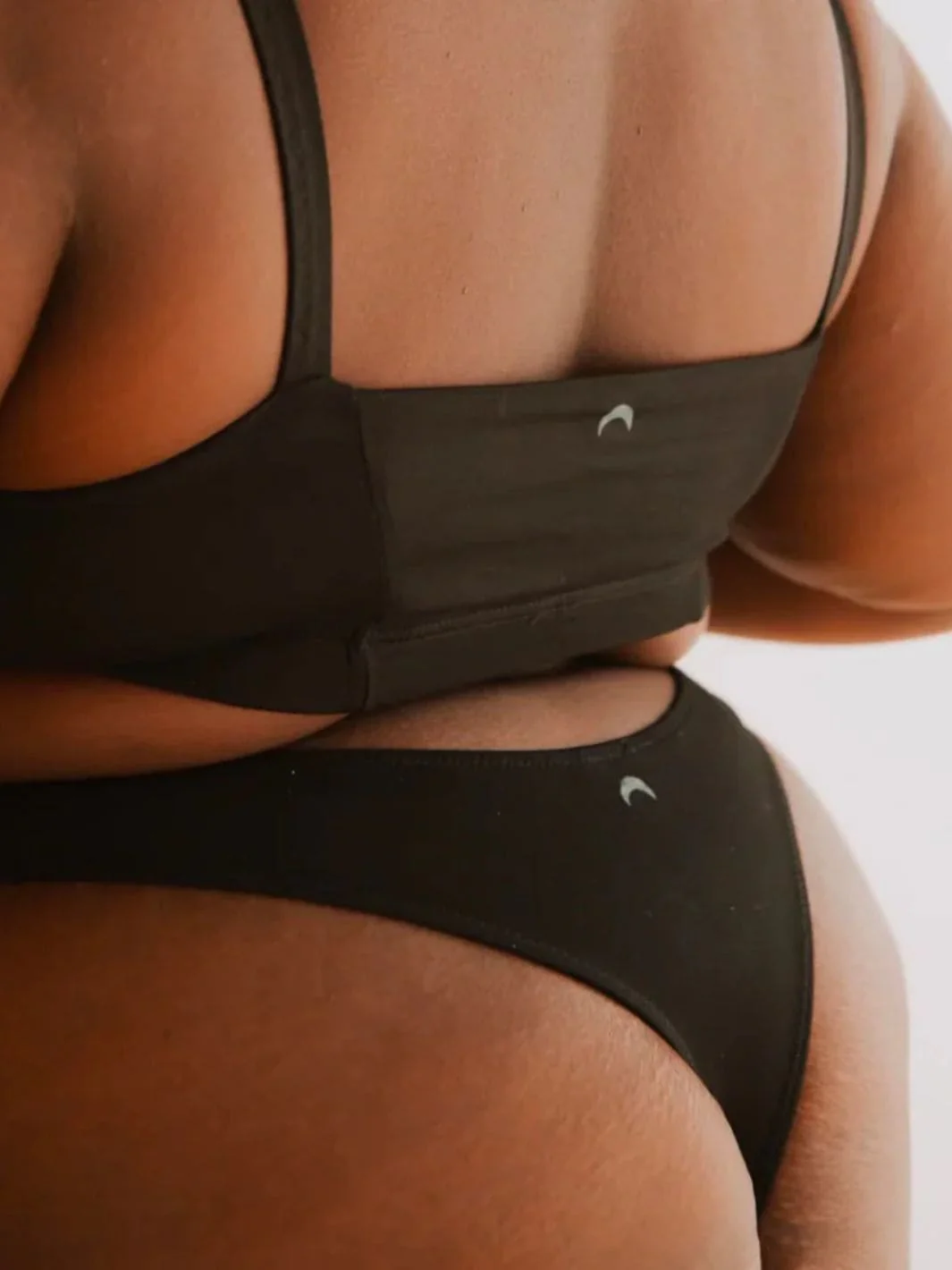 High Rise Thong - Black - Image 3