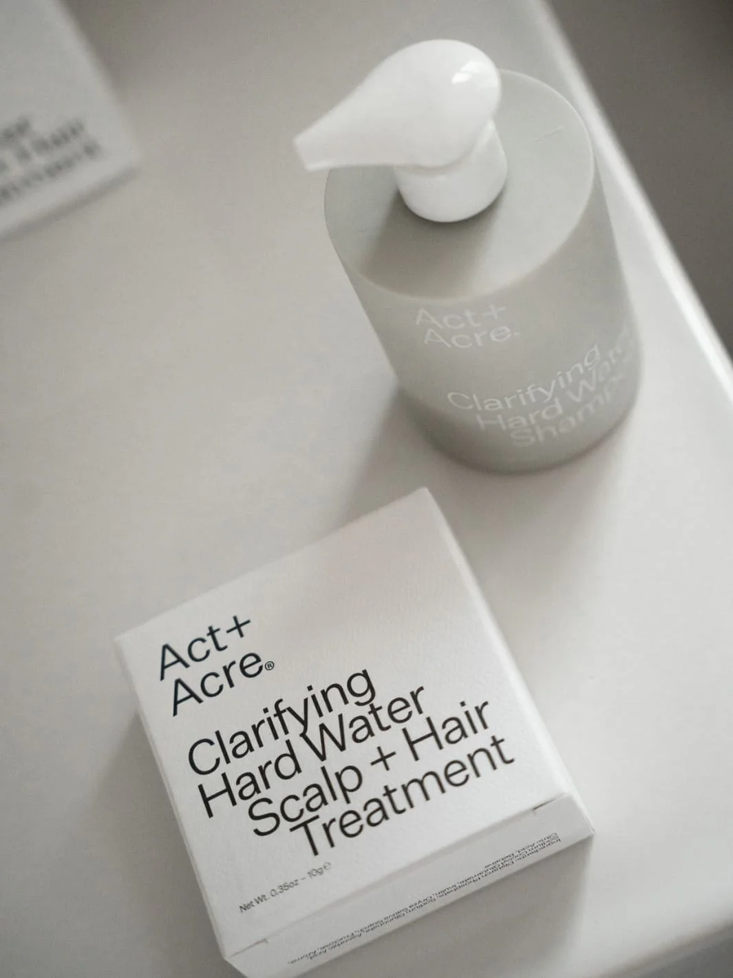Clarifying Hard Water Scalp + Hair Treatment - Image 12