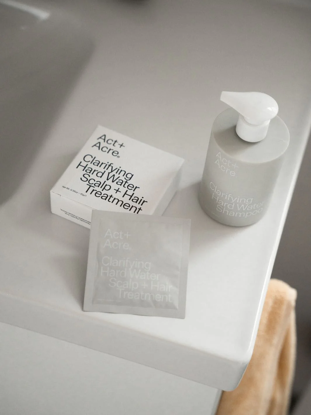 Clarifying Hard Water Scalp + Hair Treatment - Image 18