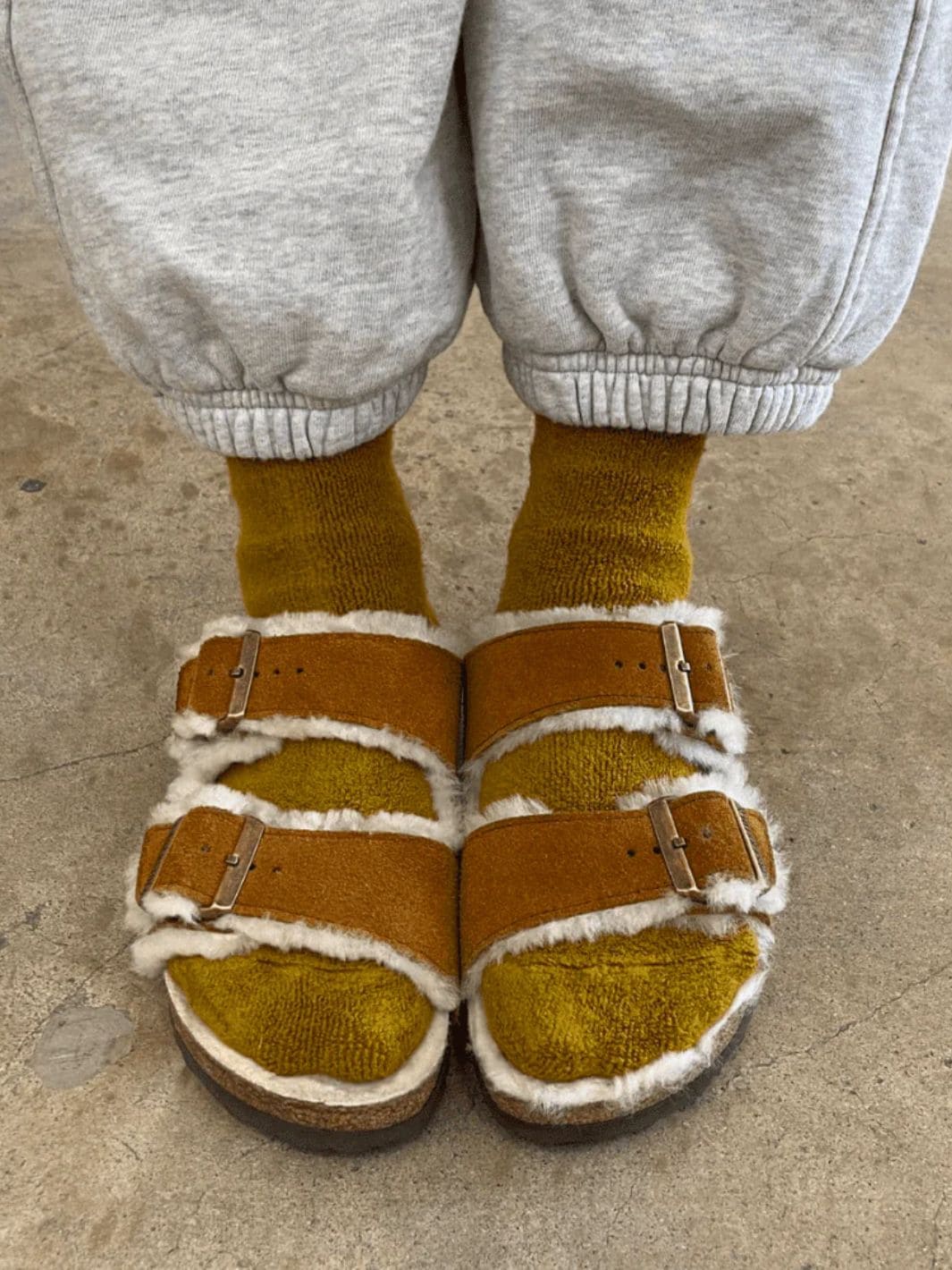 Cloud Socks - Green Olive - Image 2