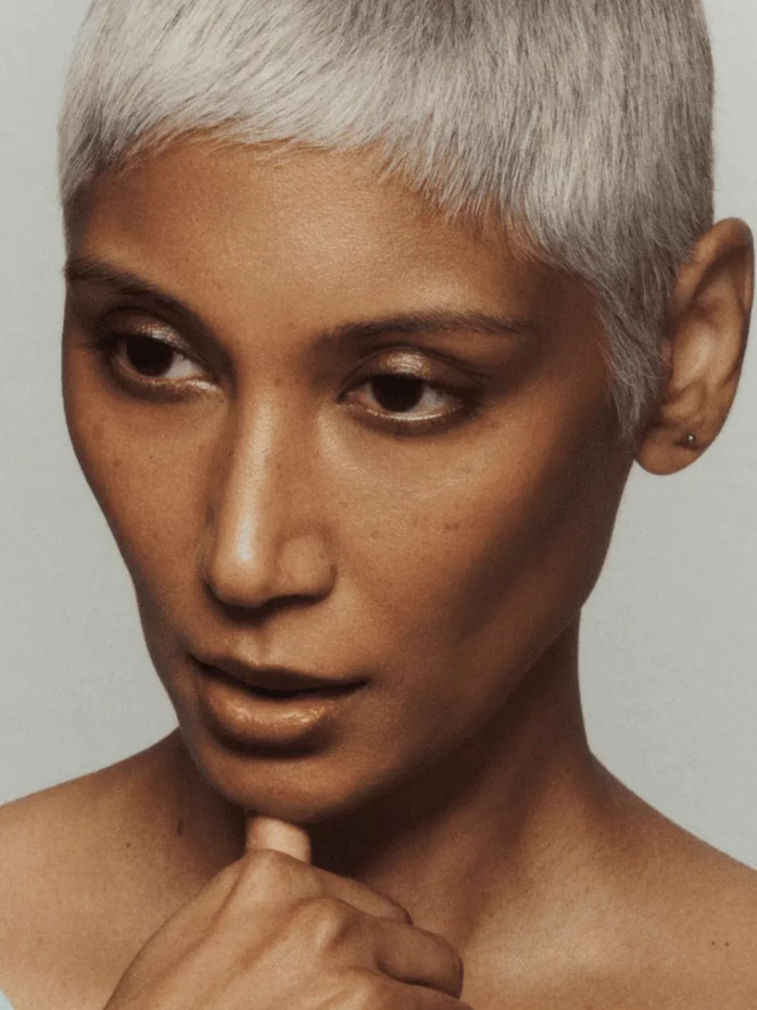 Cream Contour Stick - Image 9