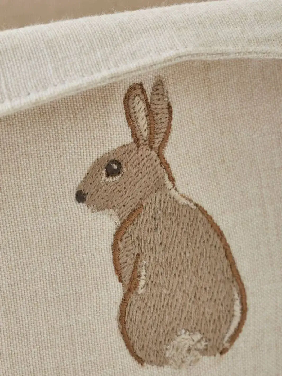 En Vadrouille Embroidered Bread Basket - Image 2