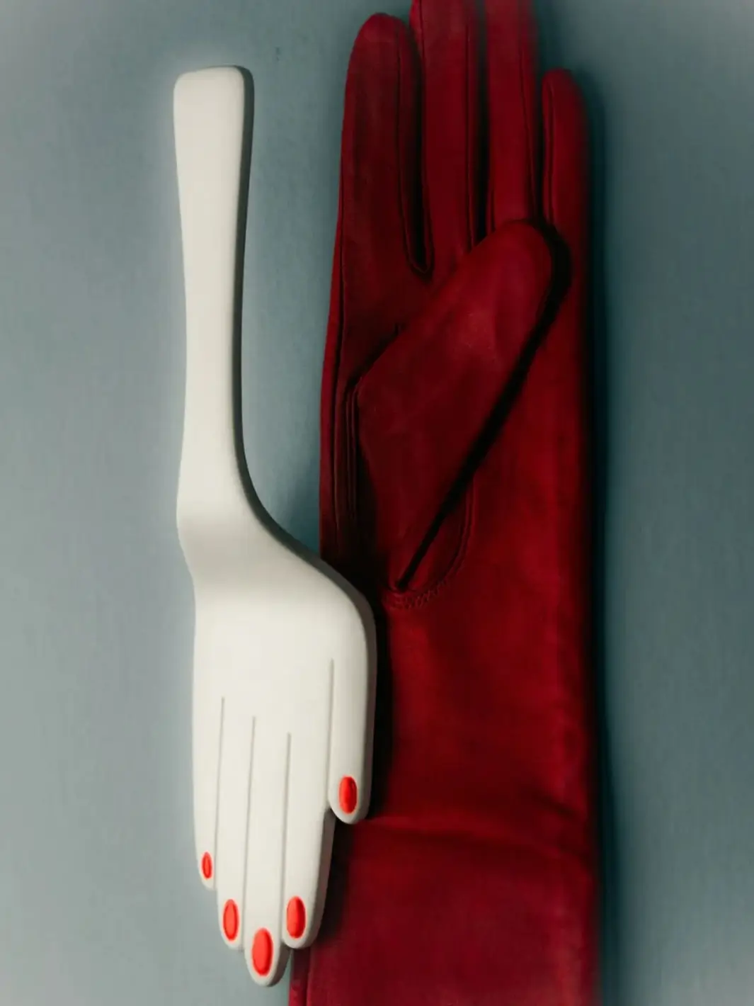 Hand Cake Server - Image 3