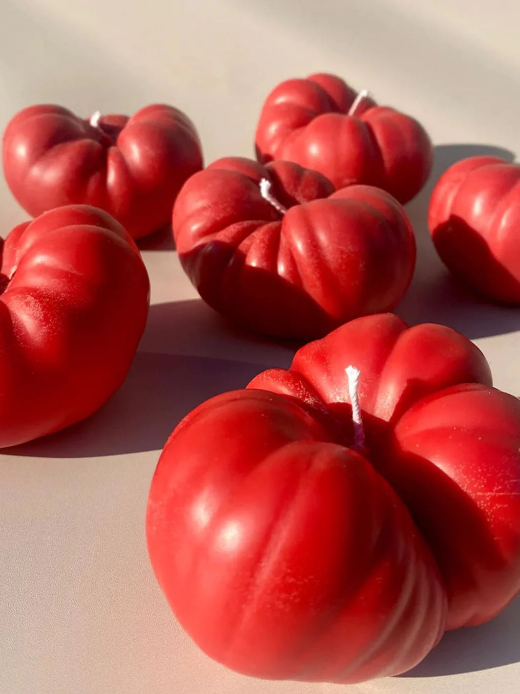 Heirloom Tomato Candle - Red - Image 4