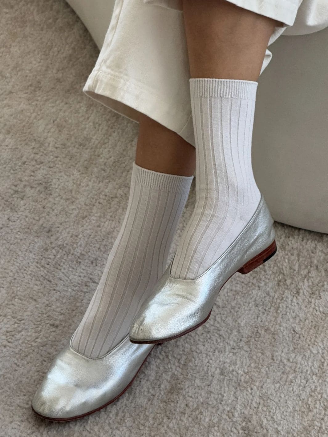 Her Socks (MC Cotton) - Classic White - Image 3
