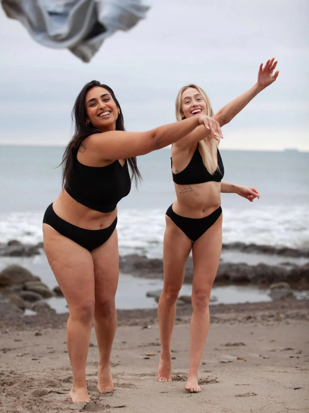 High Rise Bikini - Black - Image 7