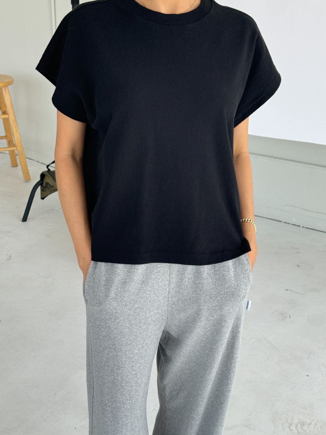 Jeanne Tee - Black - Image 7