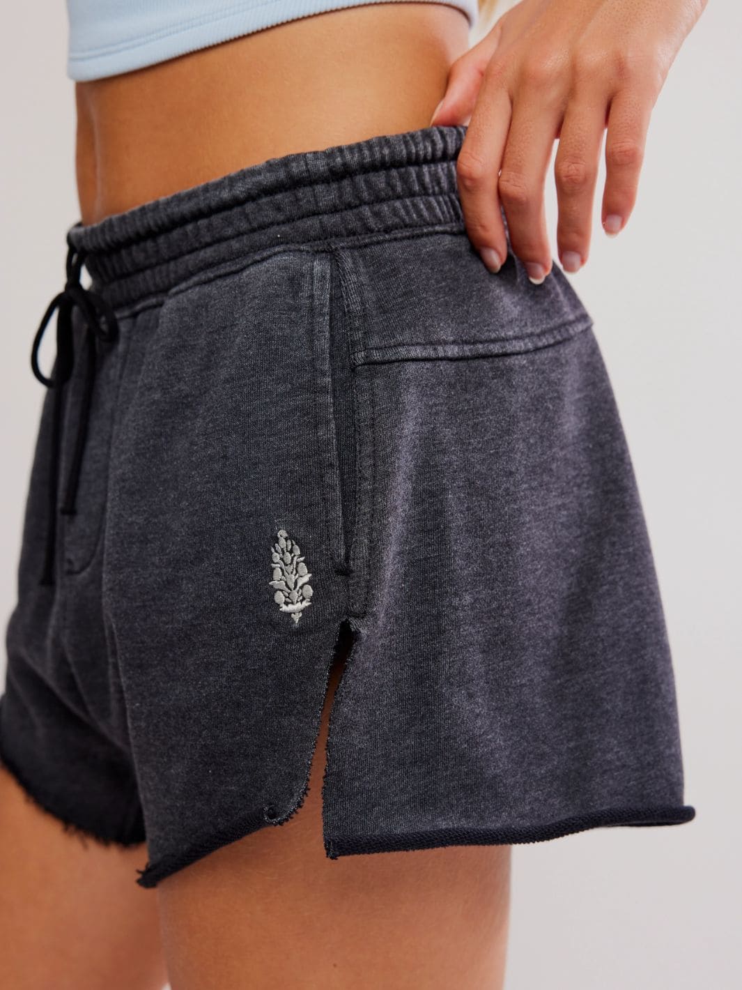 Knockout Short - Black - Image 5