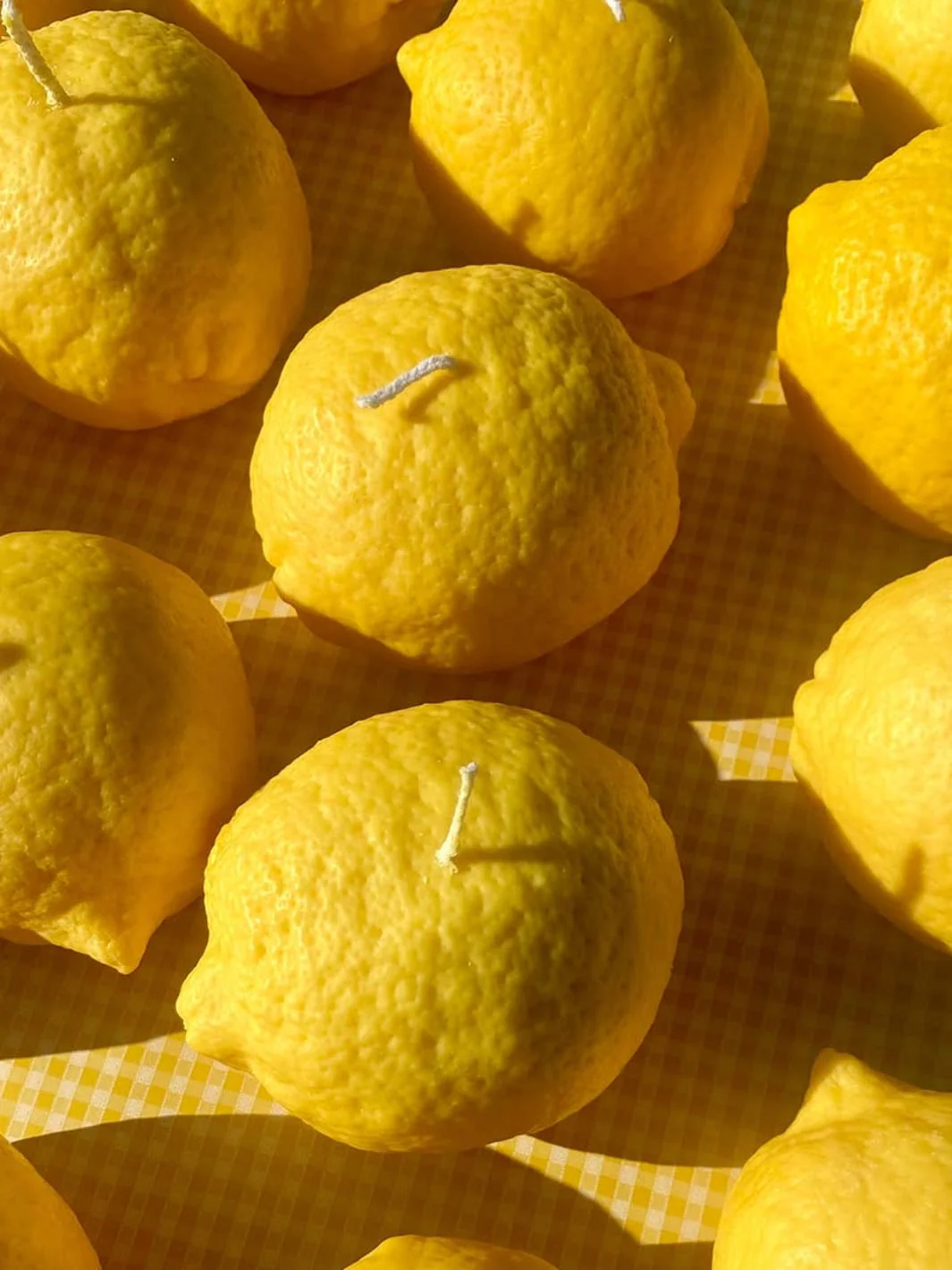 Large Lemon Candle - Image 9