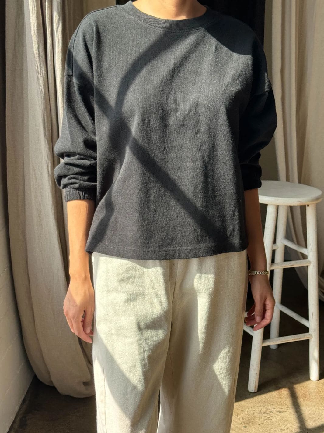 Naturelle Tee - Black - Image 2