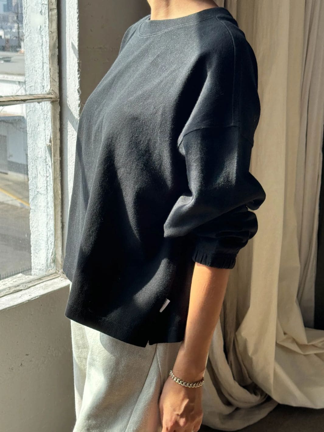 Naturelle Tee - Black - Image 5