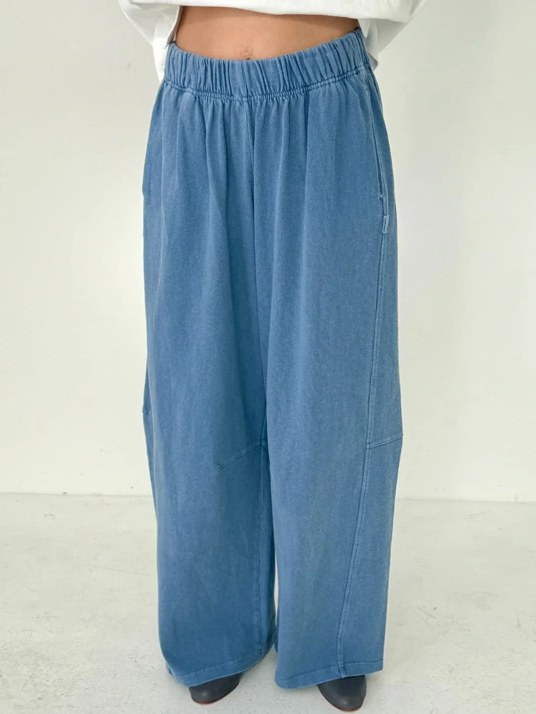Le Bon Shoppe Lounge Set - Cornflower - Image 7