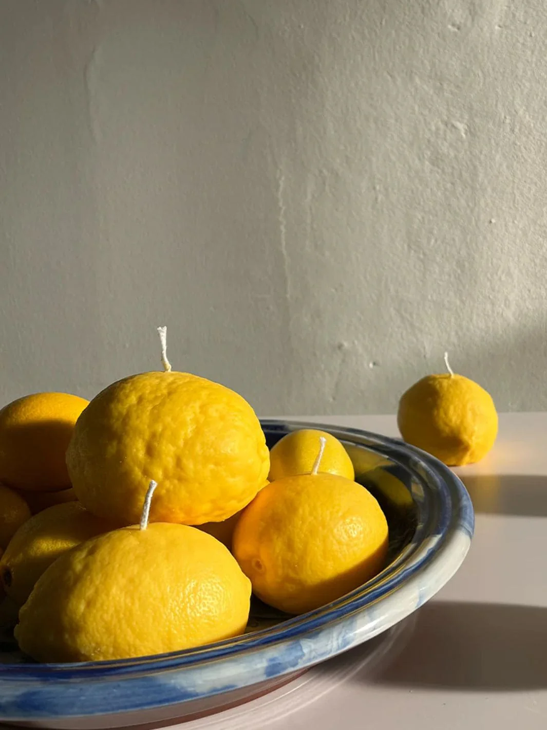 Small Lemon Candle - Single - Image 5
