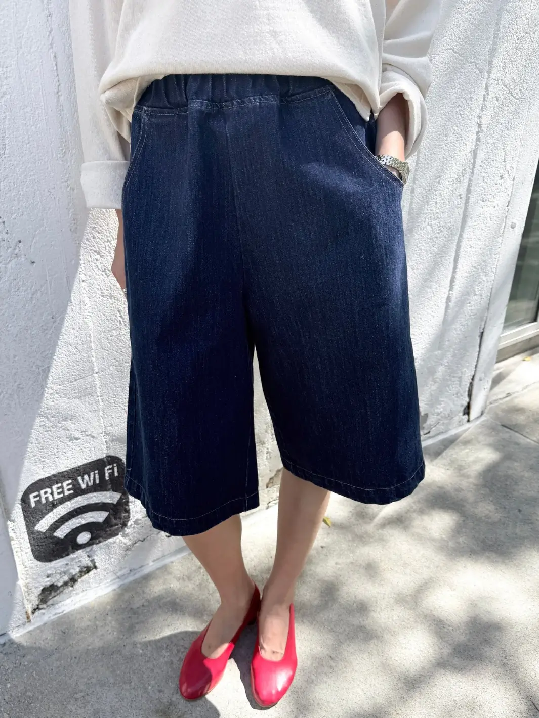 Liam Bermuda Shorts - Raw Denim - Image 2