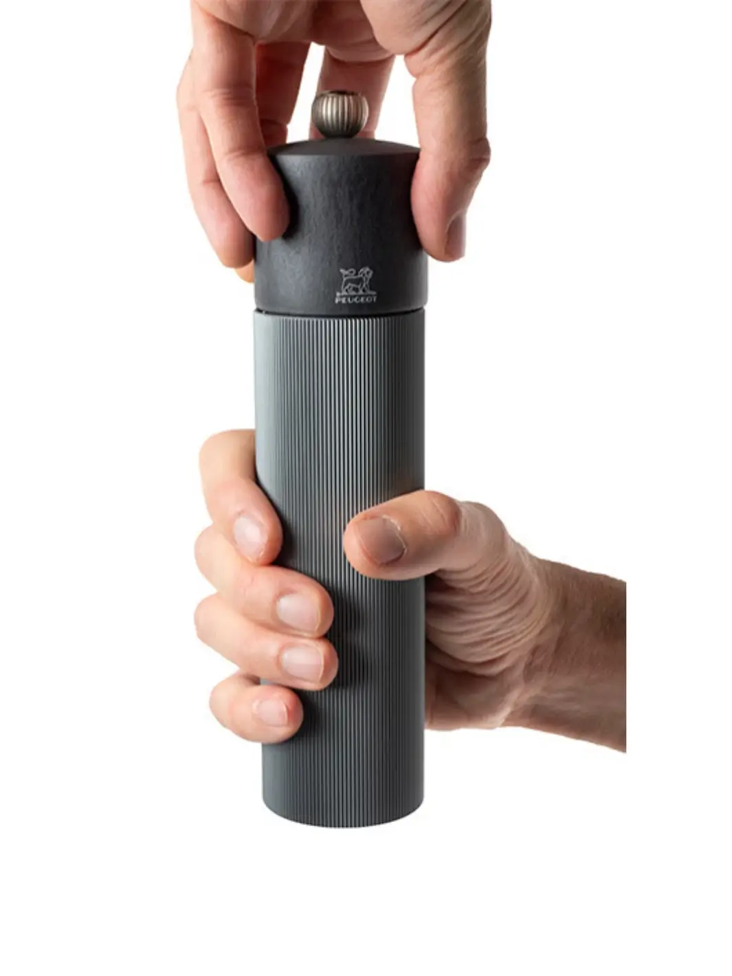 Line Manual Pepper Mill in Aluminium and Wood, Carbon - Image 4