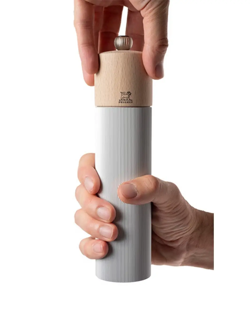 Line Manual Salt Mill in Aluminium and Wood, Natural - Image 2