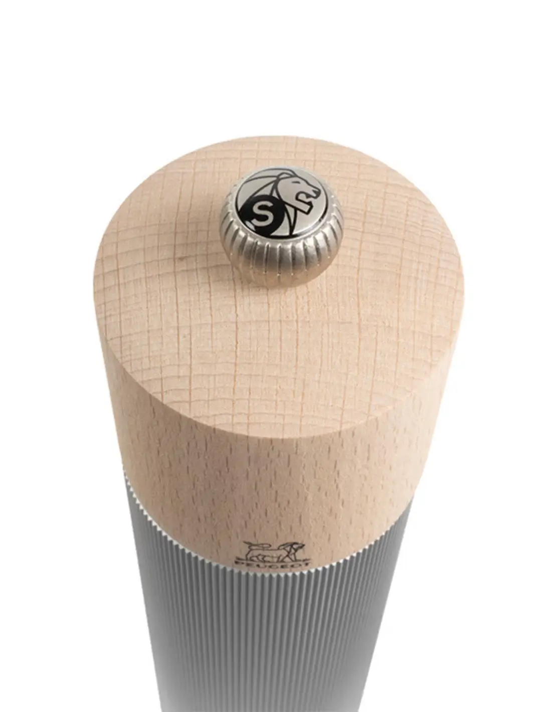 Line Manual Salt Mill in Aluminium and Wood, Natural - Image 4