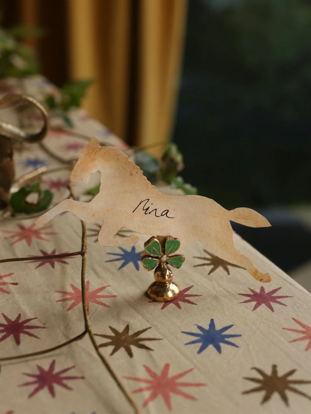 Lucky Clover Card Holder - Image 3