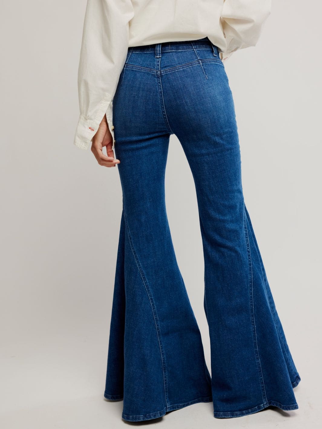 Marque Flare Jeans - Kora - Image 4