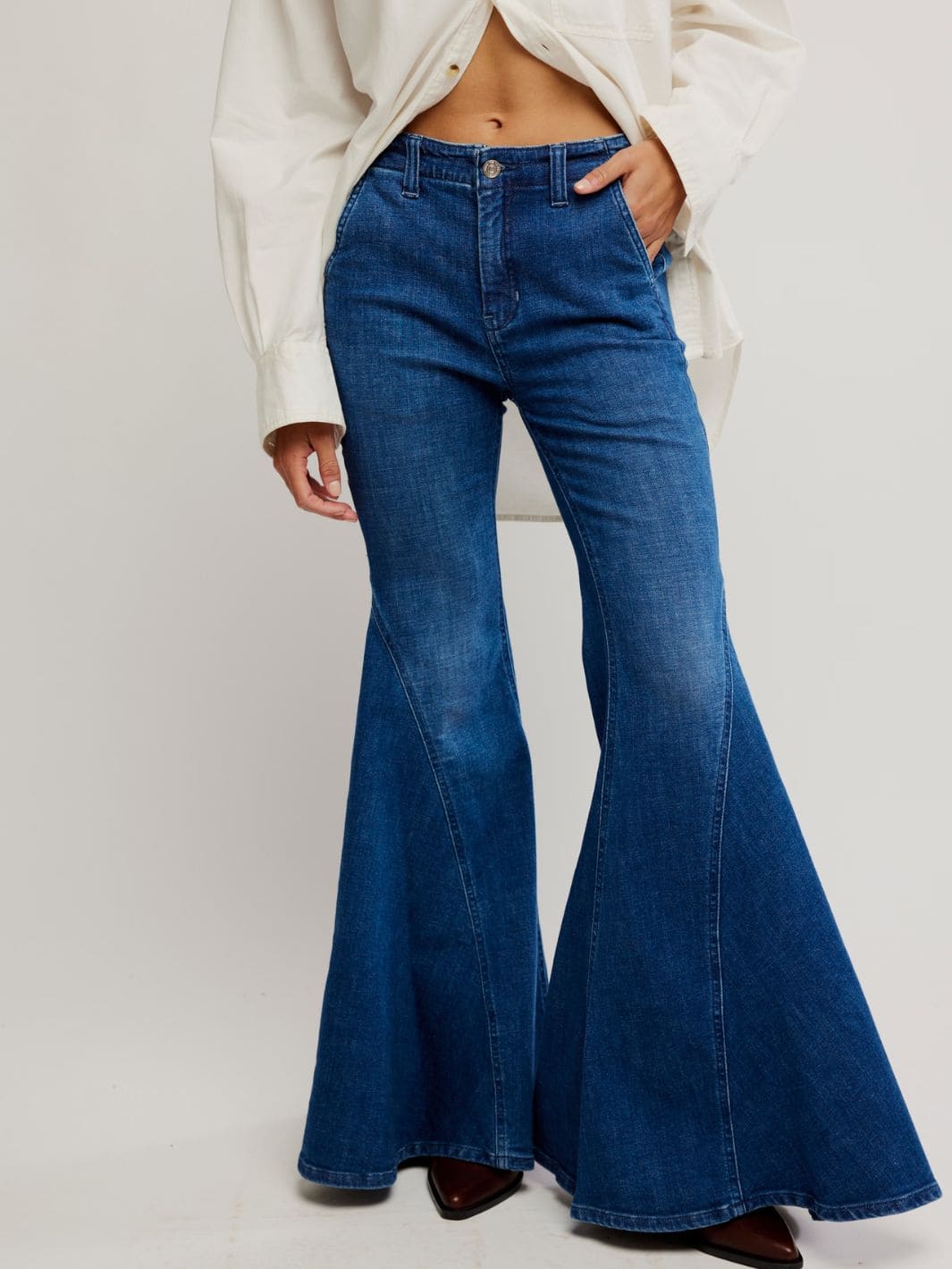 Marque Flare Jeans - Kora - Image 6