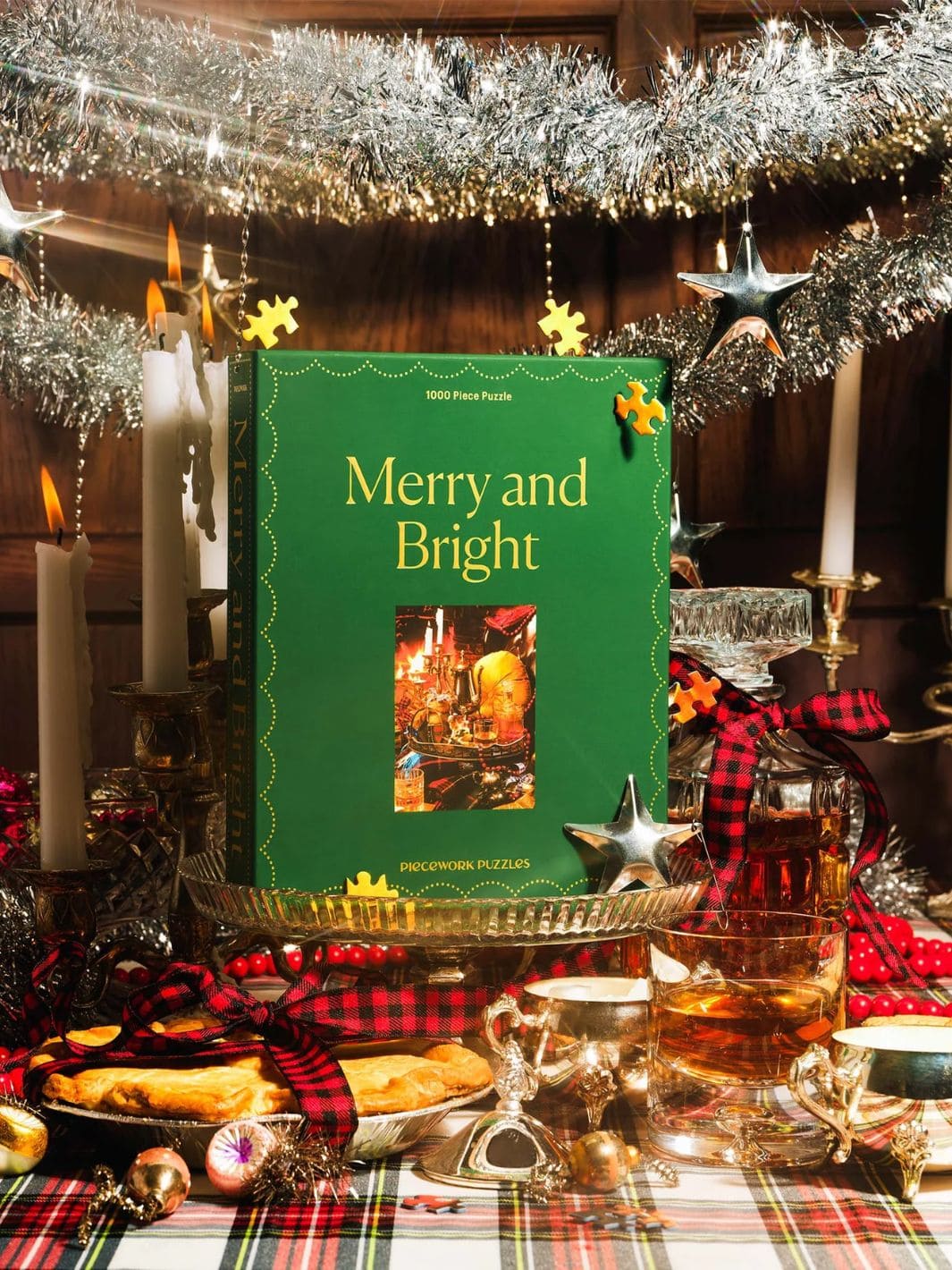 Merry & Bright - 1000 Piece Puzzle - Image 3