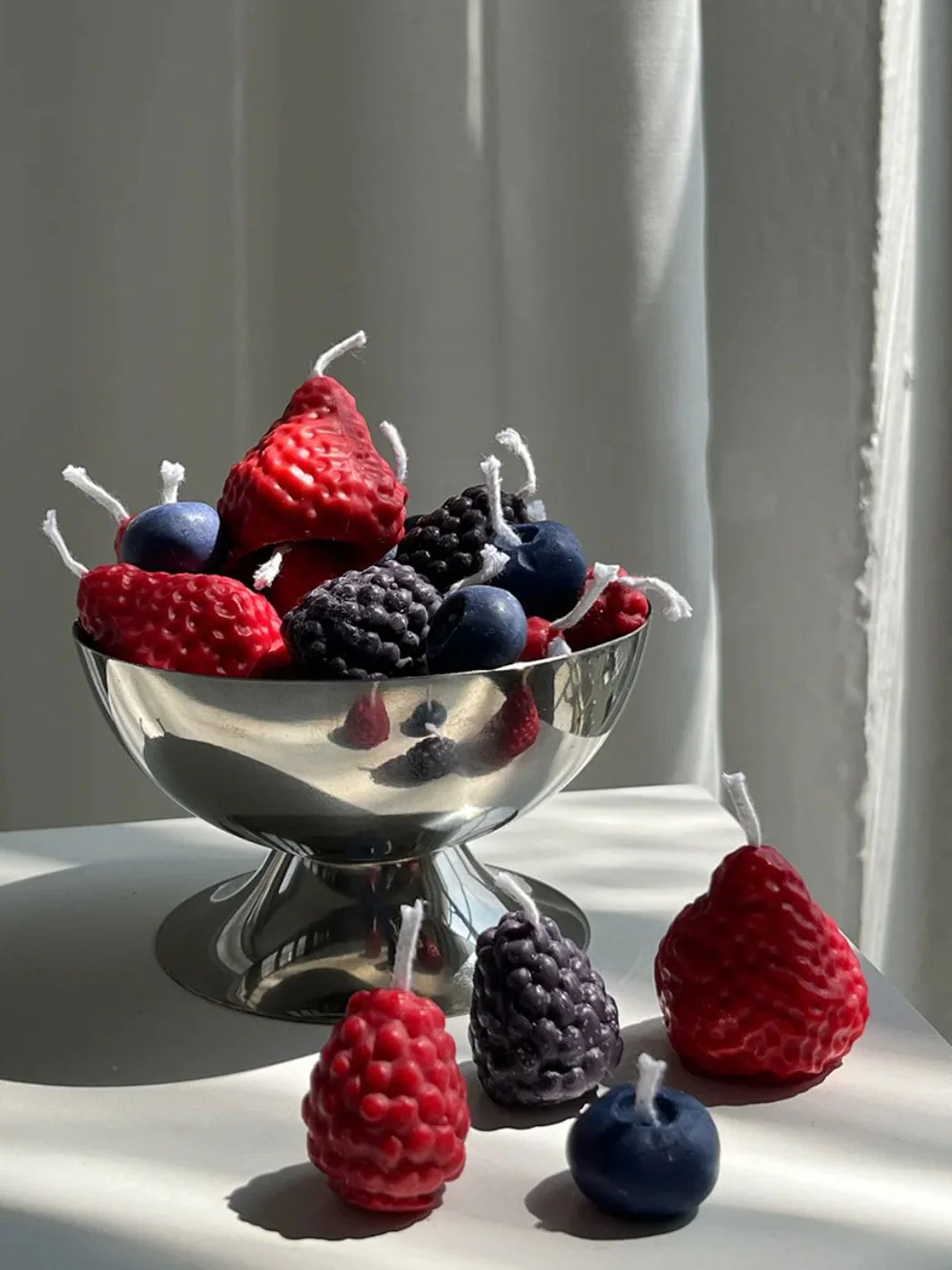 Mixed Berry Candles - 16 Pack - Image 4