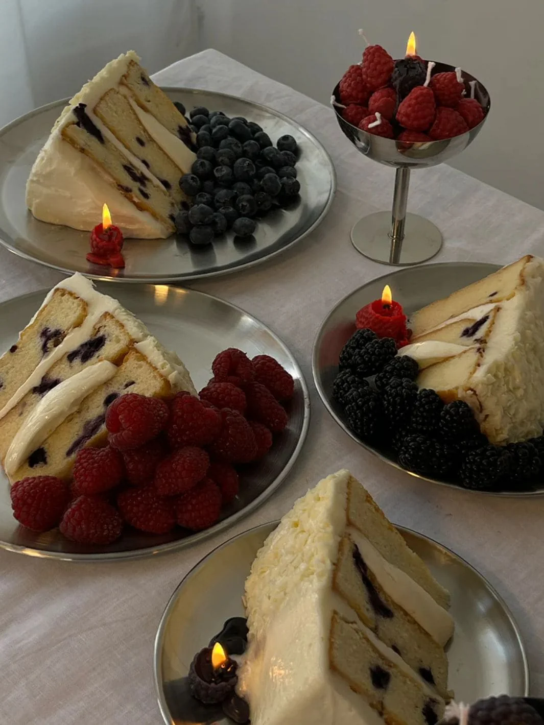 Mixed Berry Candles - 16 Pack - Image 8
