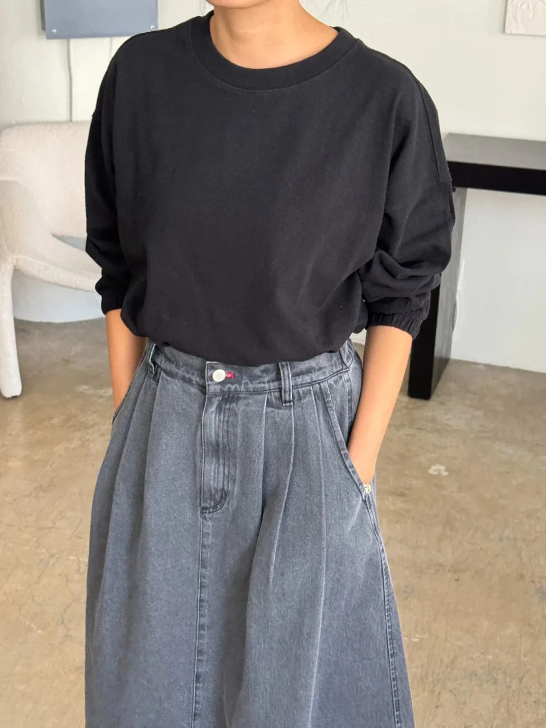 Naturelle Tee - Black - Image 3