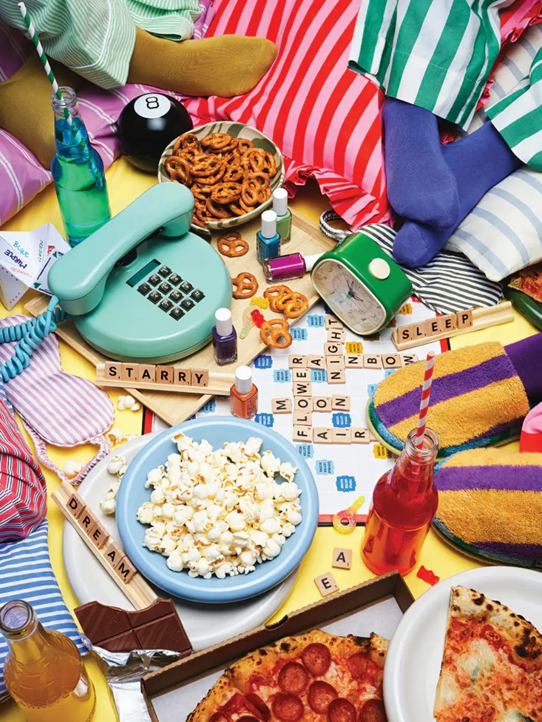 Pajama Party 1000 Piece Puzzle - Image 2