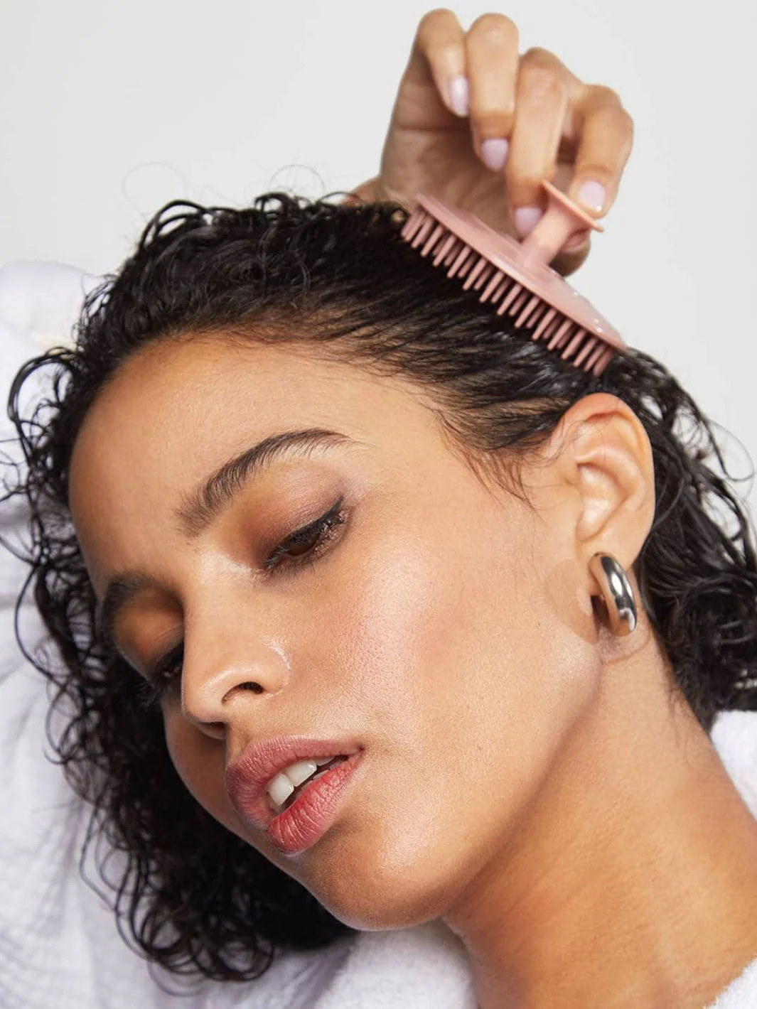 Scalp Exfoliator - Terracotta - Image 2