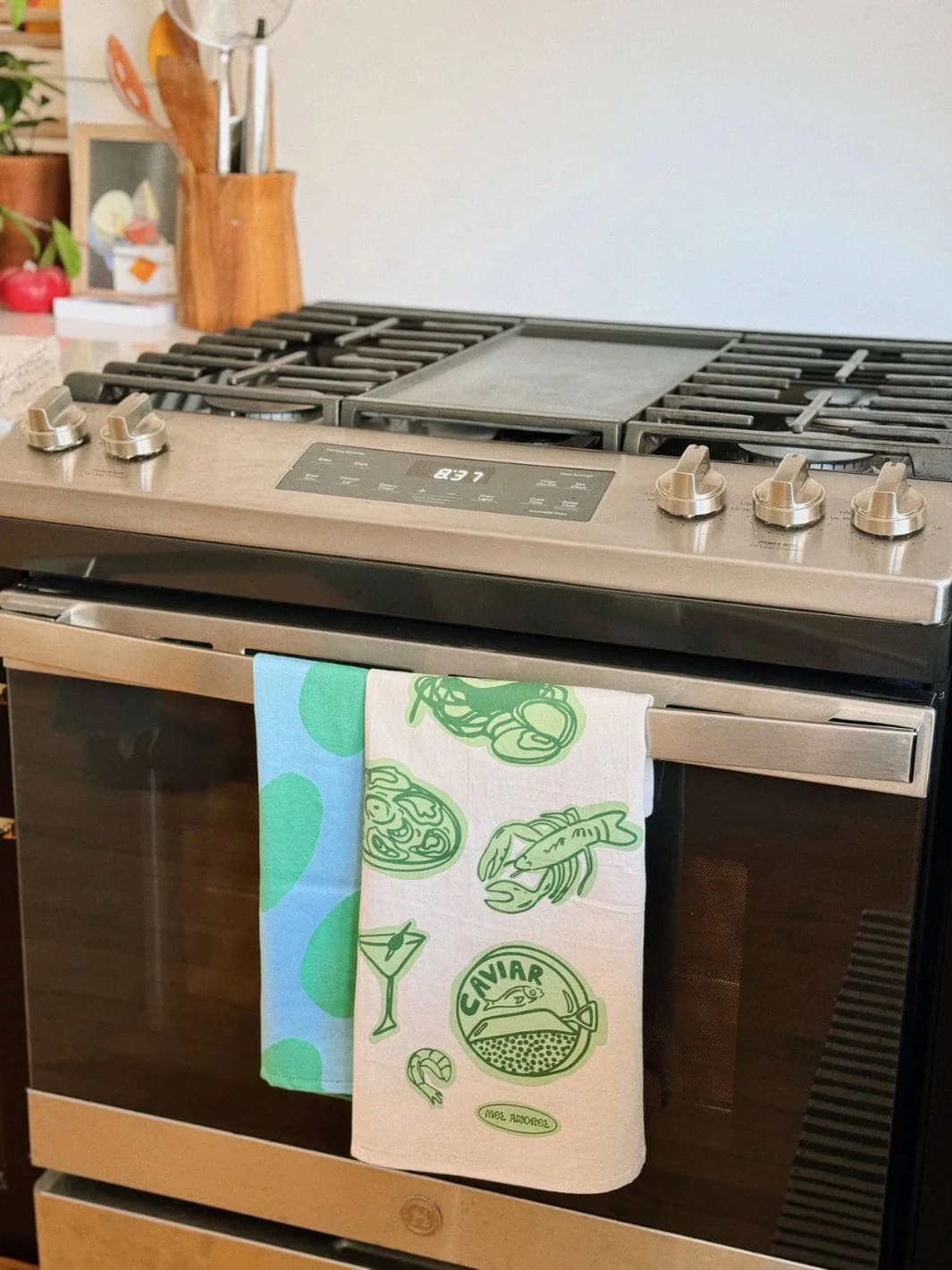 Seven Fishes Tea Towel - Evergreen - Image 4