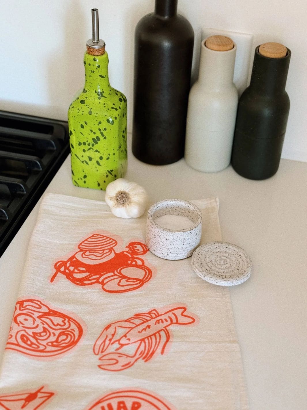 Seven Fishes Tea Towel - Gumdrop - Image 3