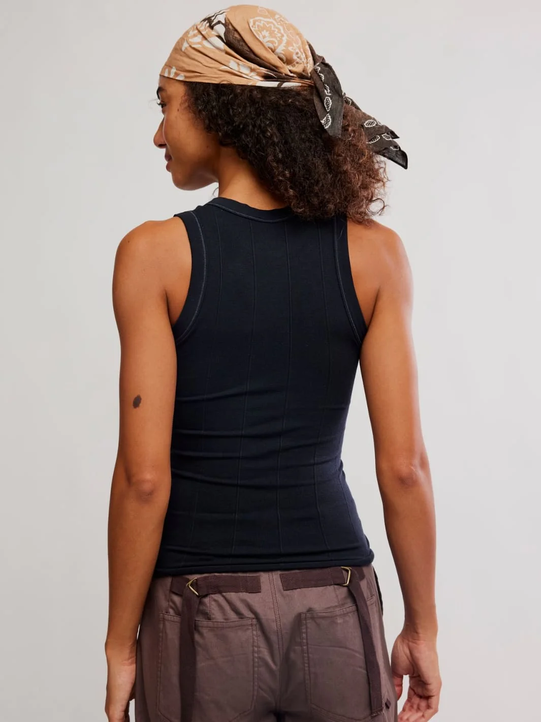 So Soft Seamless Modal Tank - Black - Image 4