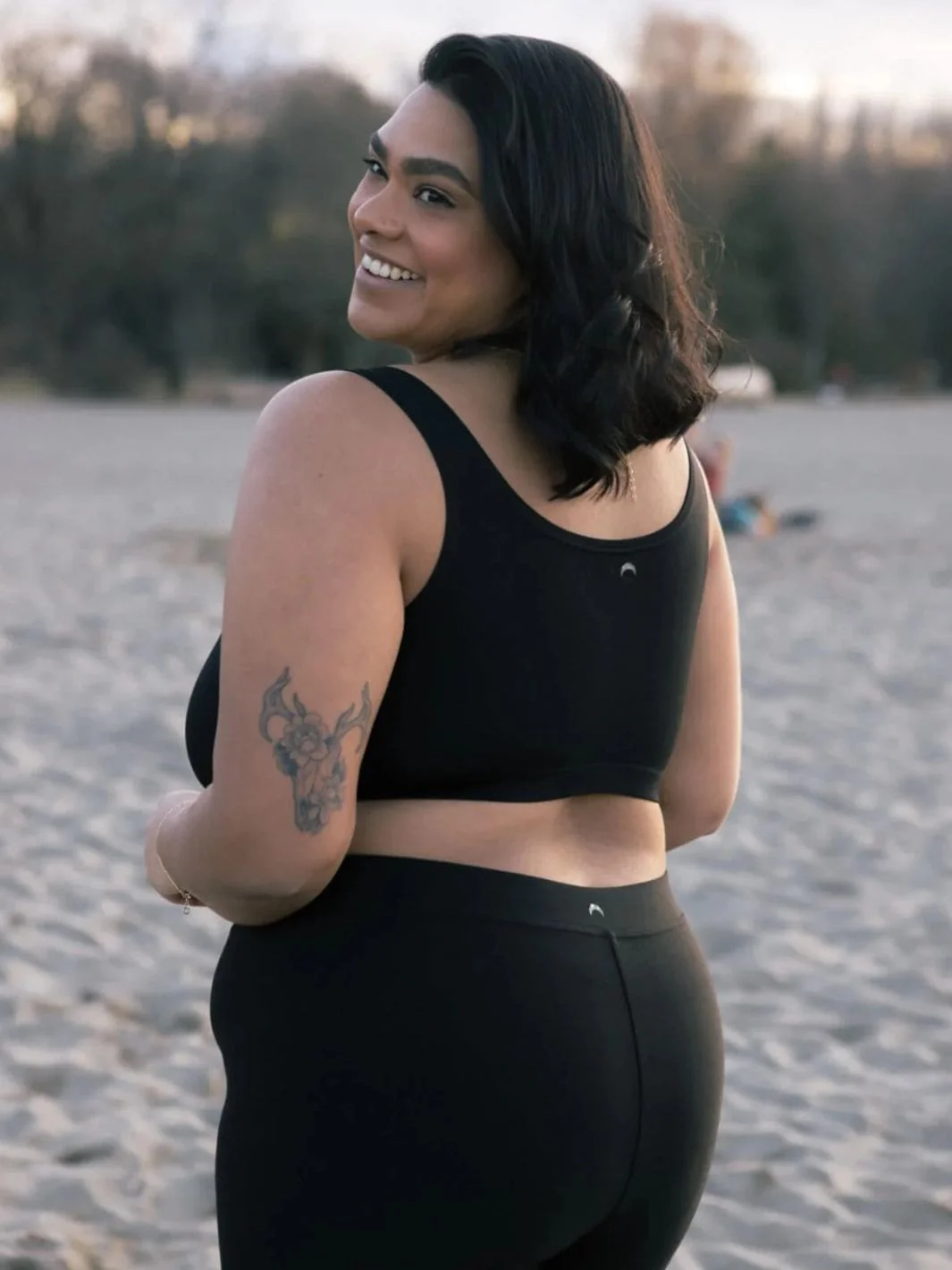 Sporty Bralette - Black - Image 11