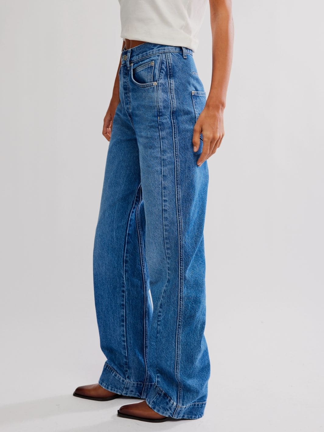 Stick Around Slim Curve Jeans - Stay For The Morning - Image 3