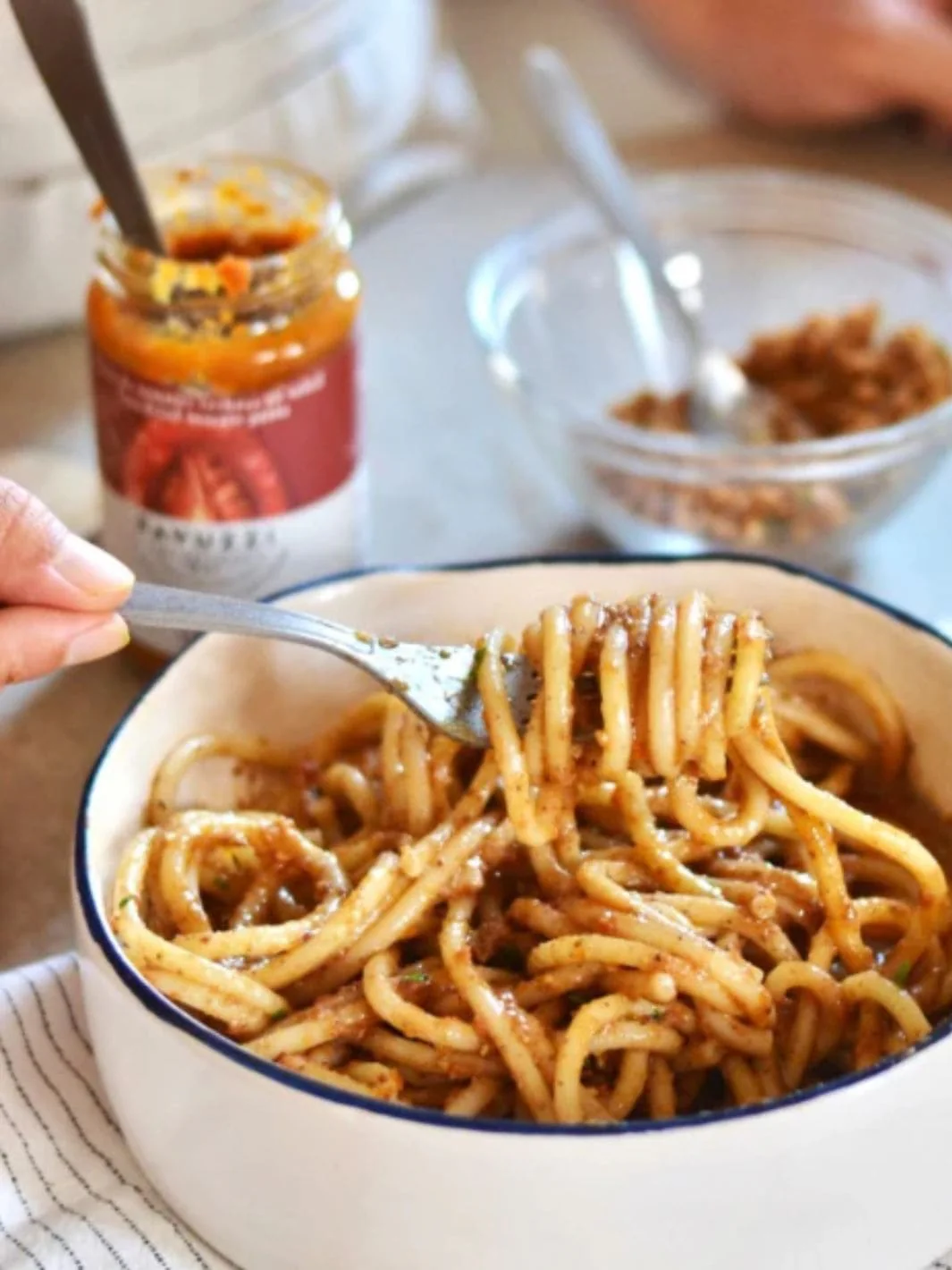 Sun-Dried Tomato Pesto - Image 2