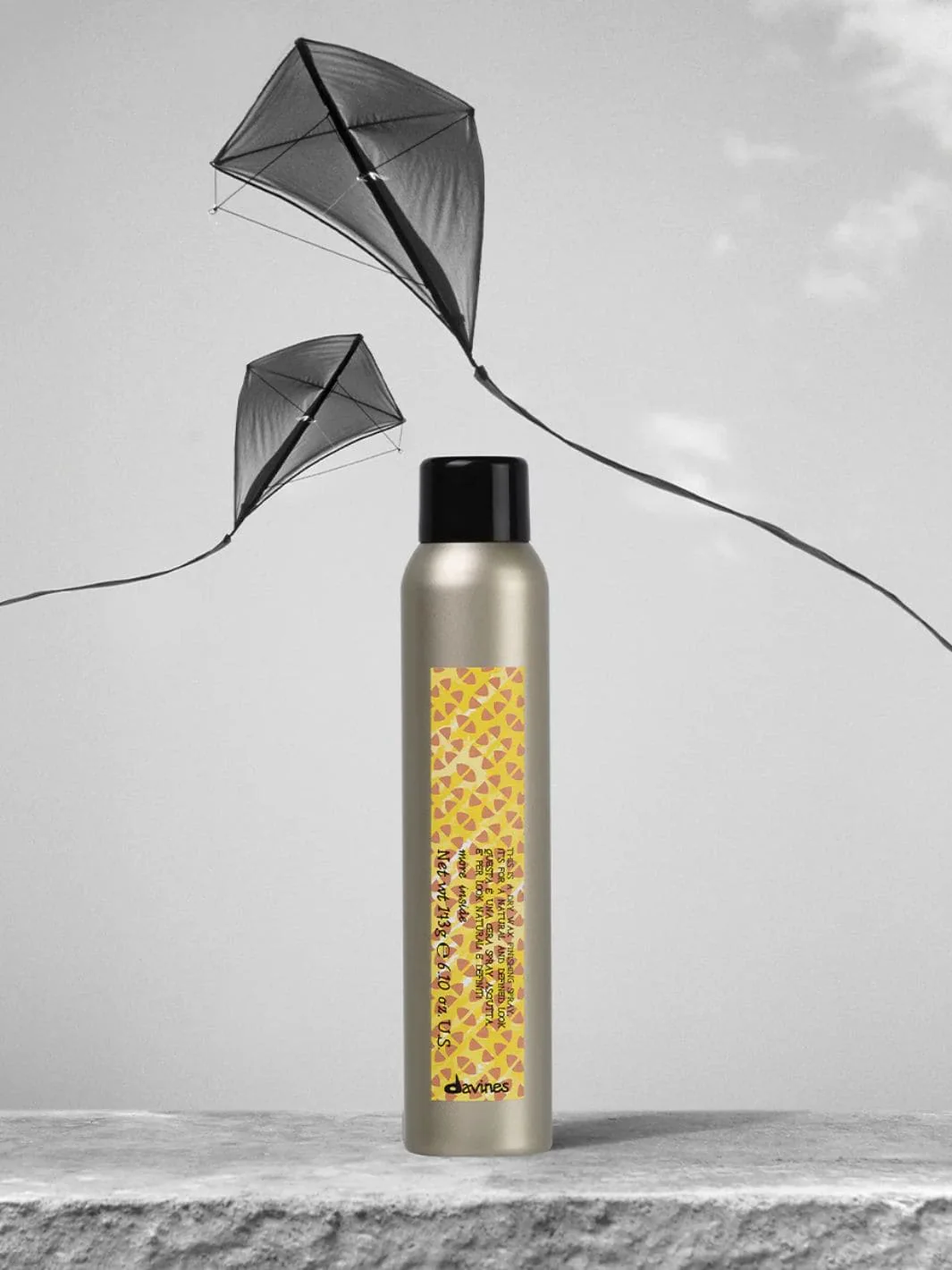 This is a Dry Wax Finishing Spray - Image 3