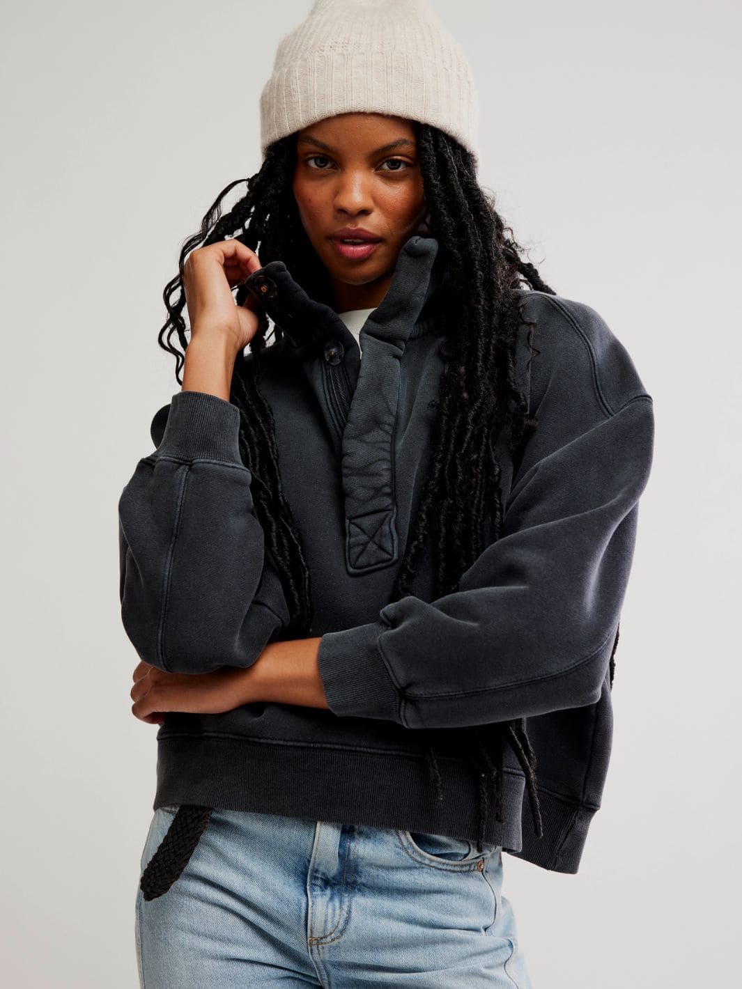 Timeless Pullover - Black - Image 2