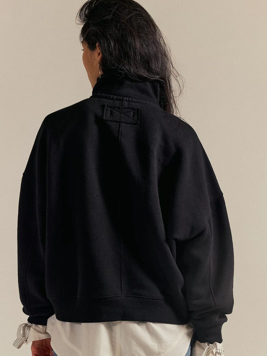 Timeless Pullover - Black - Image 7