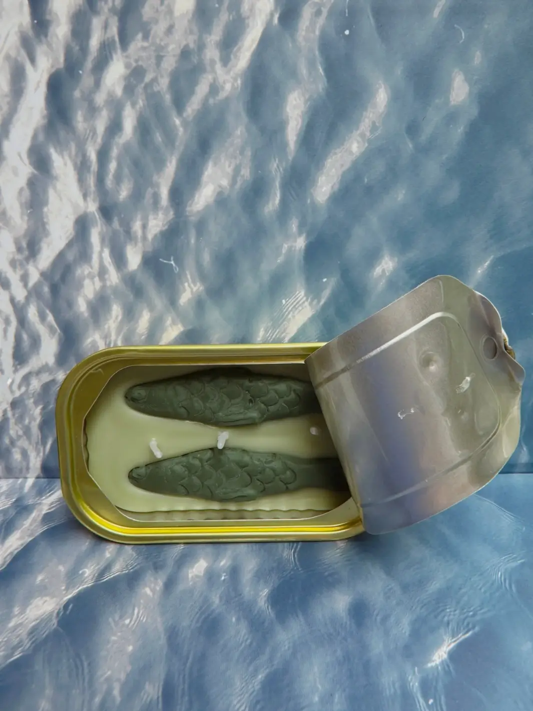 Tinned Fish Candle - Green Tea & Lemongrass - Image 4
