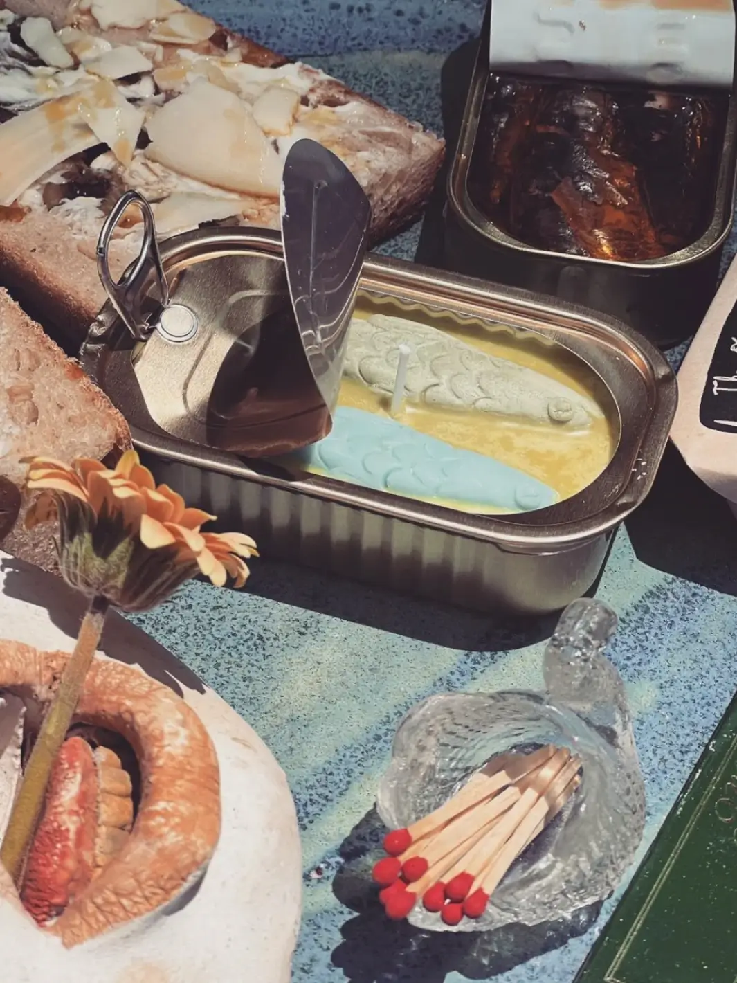 Tinned Fish Candle - Olive Oil and Sea Salt (Ocean Breeze Scented) - Image 4