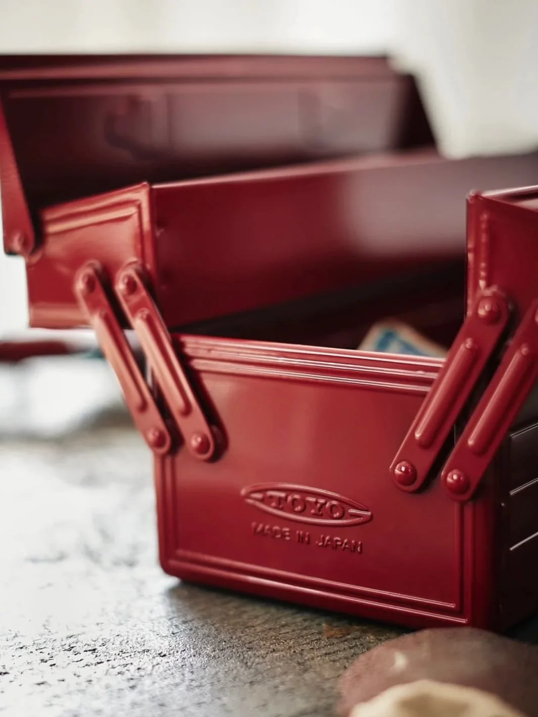 Toyo Steel Two Tier ST-350 Toolbox - Image 39