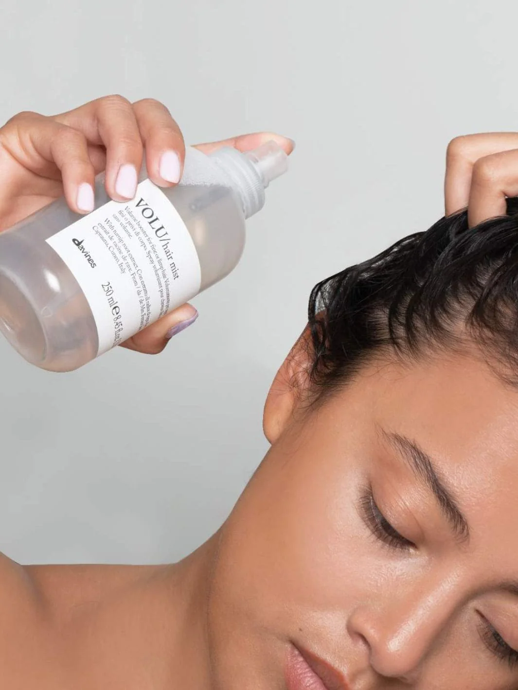 VOLU Volumizing Hair Mist - Image 2