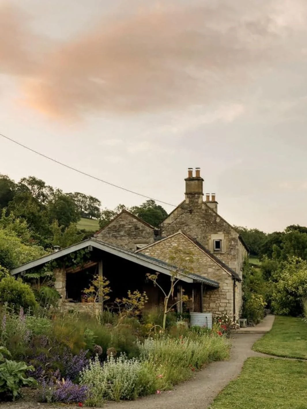 Wonderlands: British Garden Designers at Home - Image 12